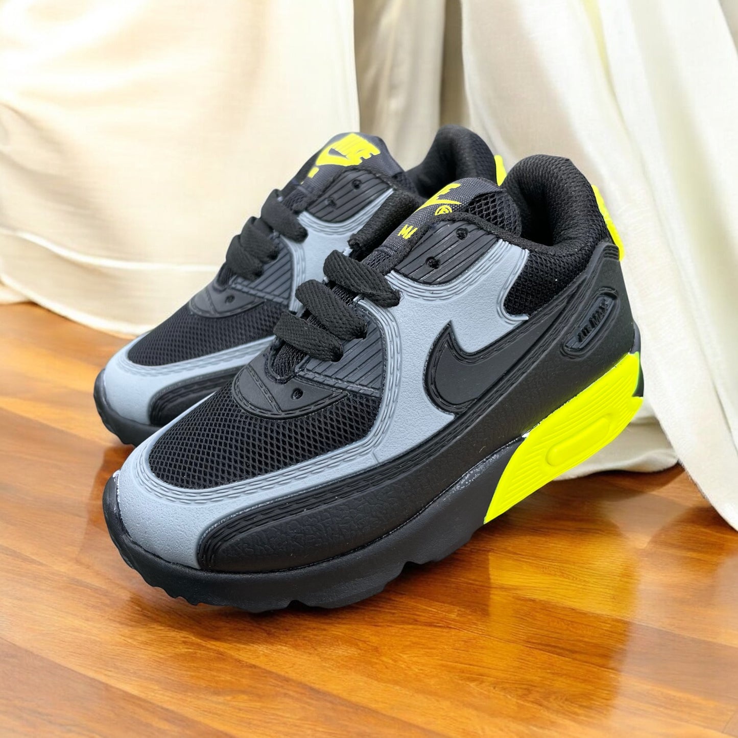 Nike Air Max Black Lime