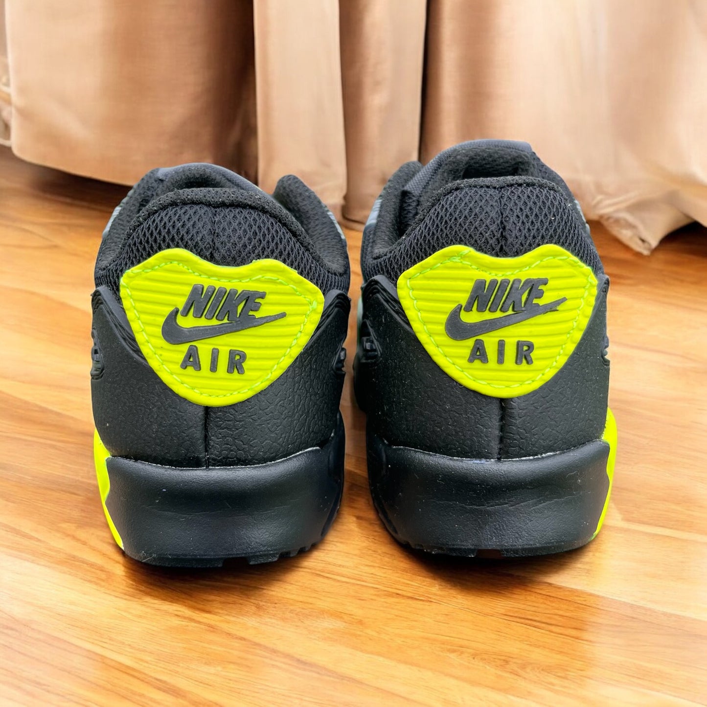 Nike Air Max Black Lime