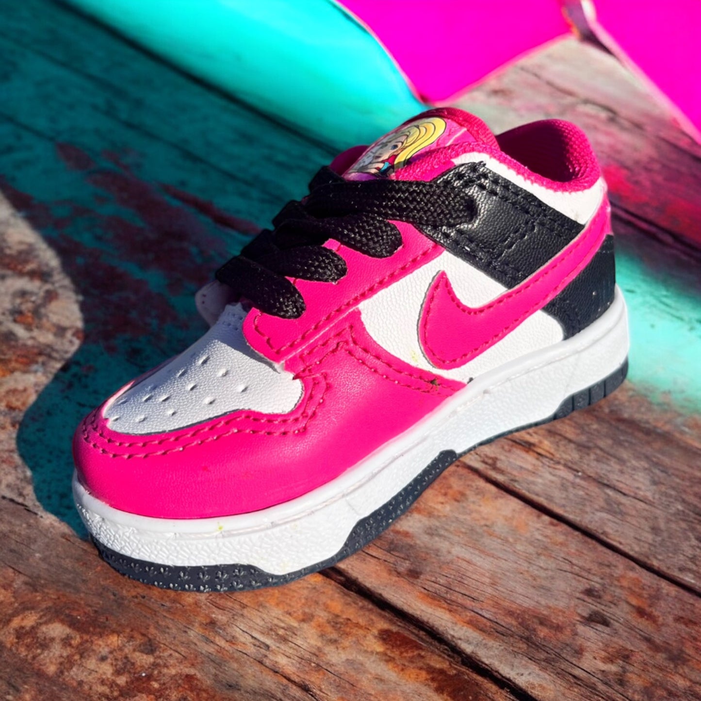 Nike Sb Dunk Barbie Fuchsia