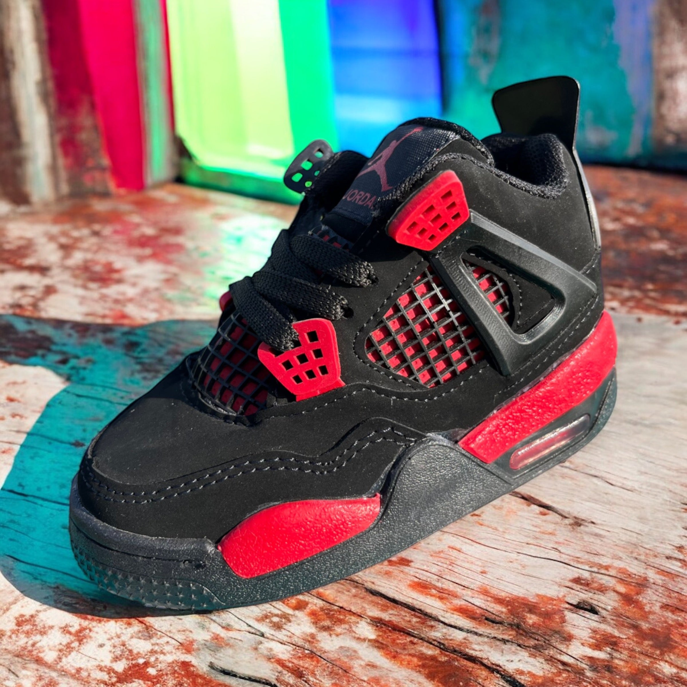 Jordan 4 Black Thunder TENISHOES CHRIS