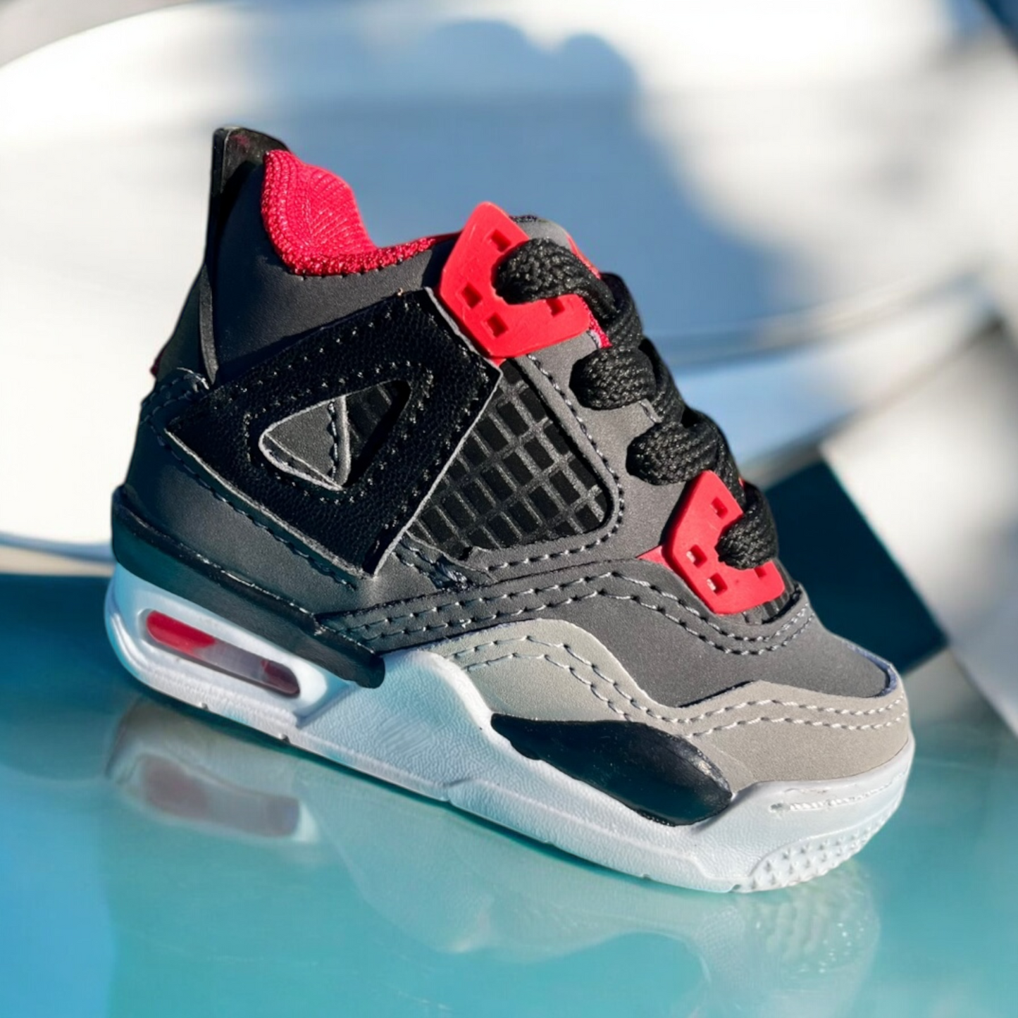 Jordan 4 Red Gray