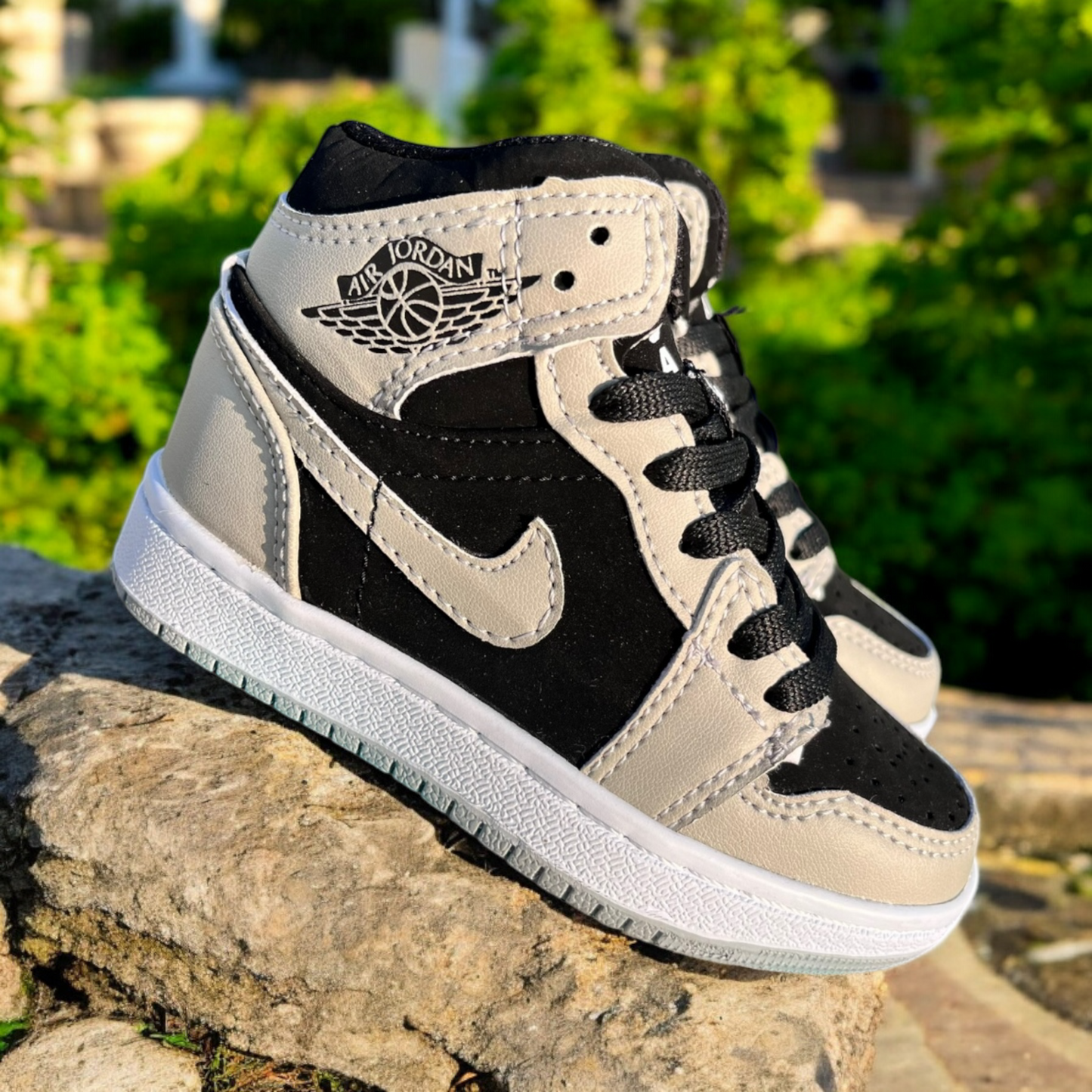 Jordan 1 Retro High OG Gray