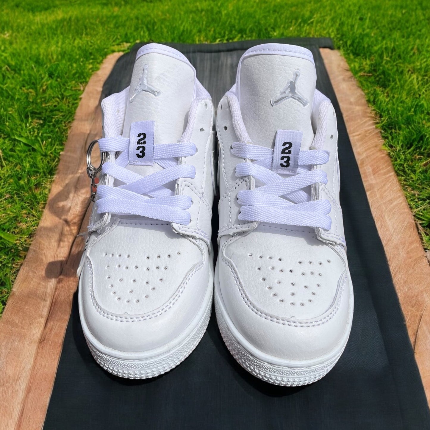 Jordan 1 Low All White