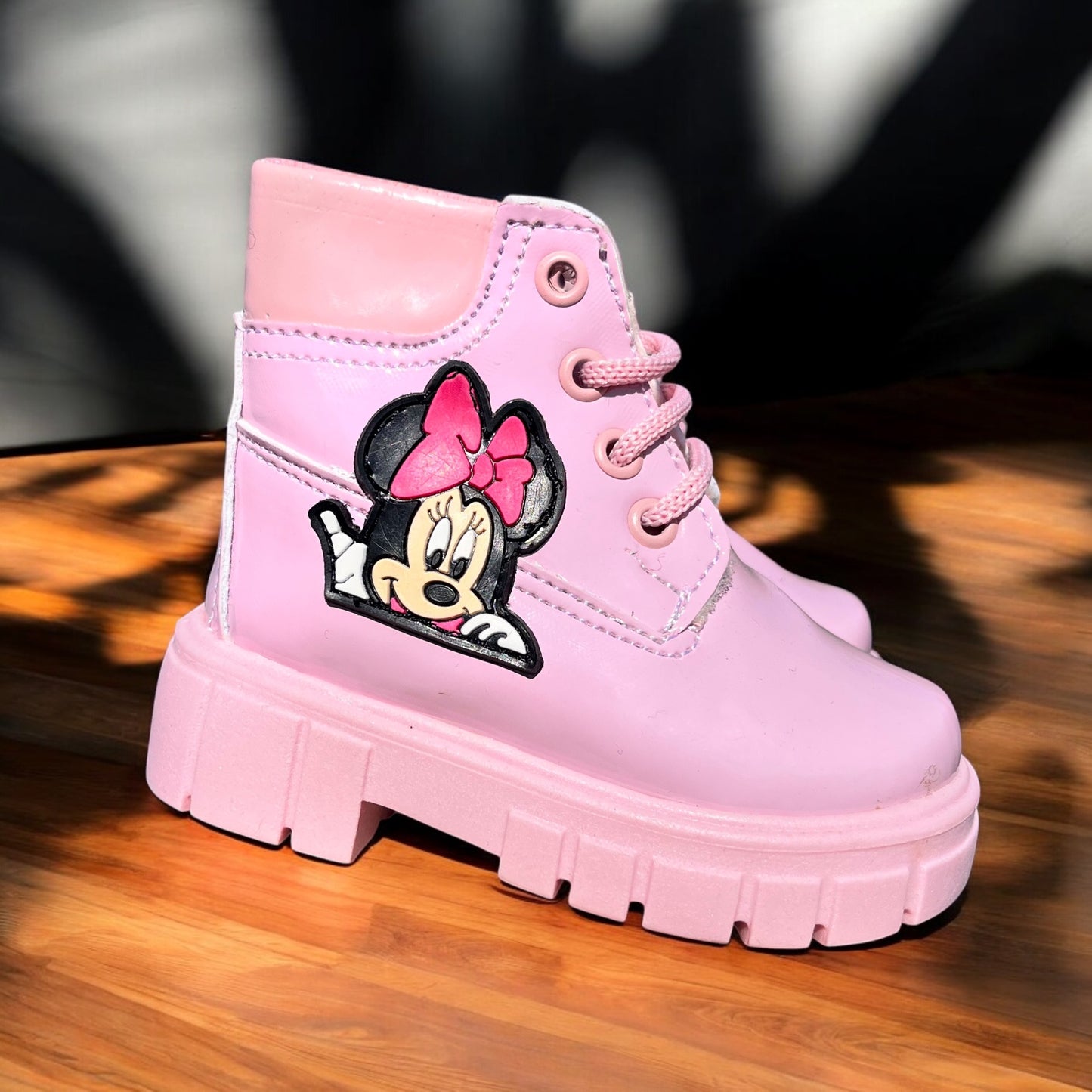 Boots Minnie Shine