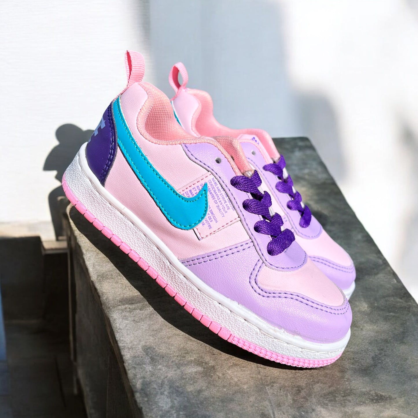 Nike Air Magic Bloom Lila Cian