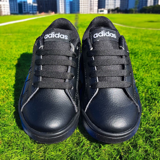 Adidas Advantage All Black