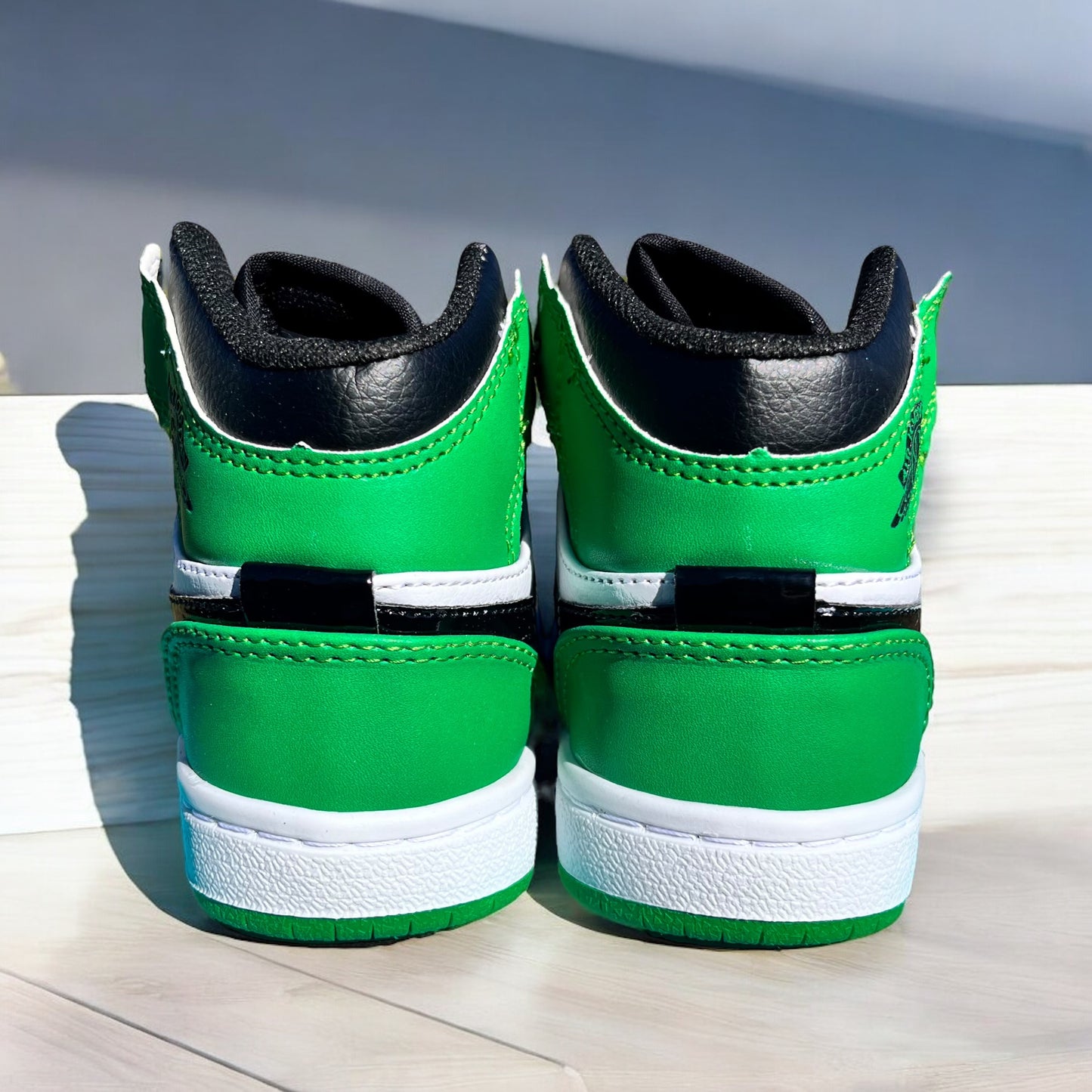 Jordan 1 Green Black