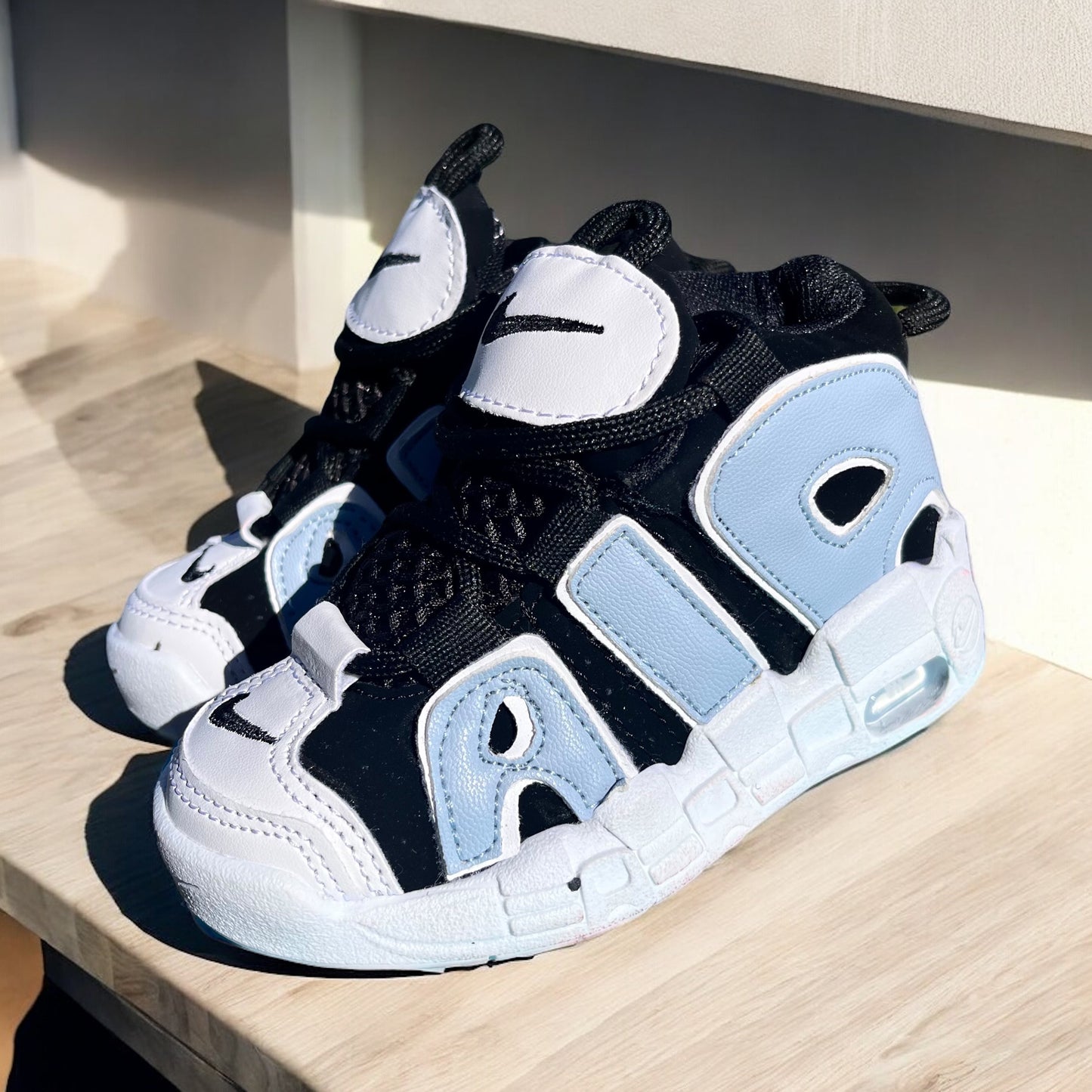 Nike Uptempo Blast