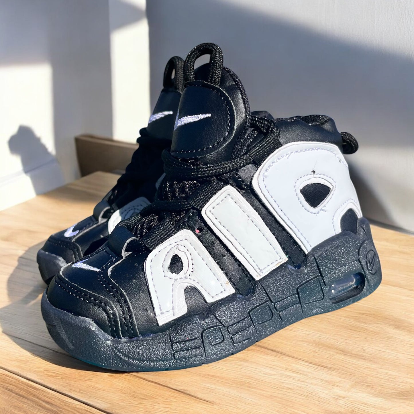 Nike Uptempo Shadow