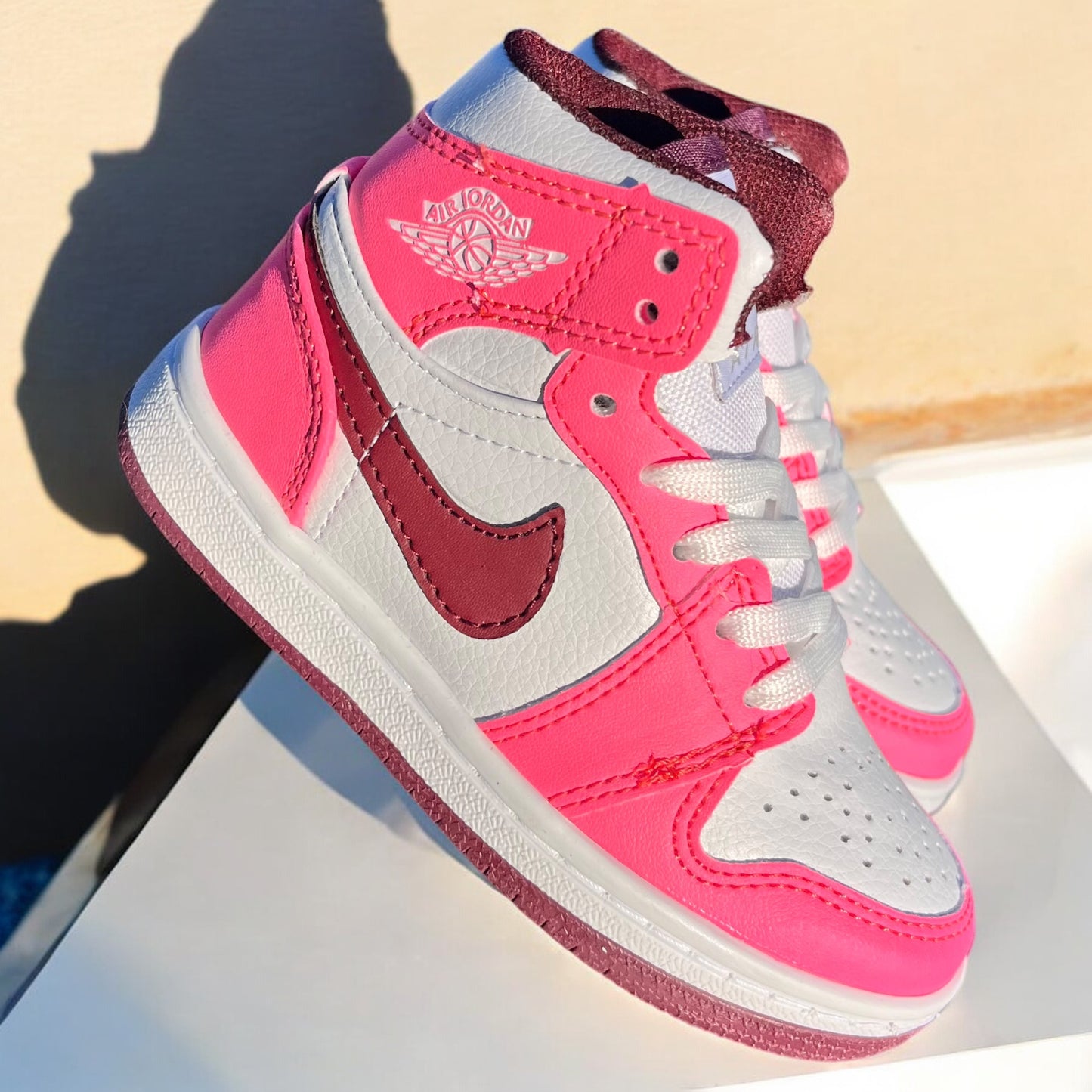 Jordan 1 Pink Glow