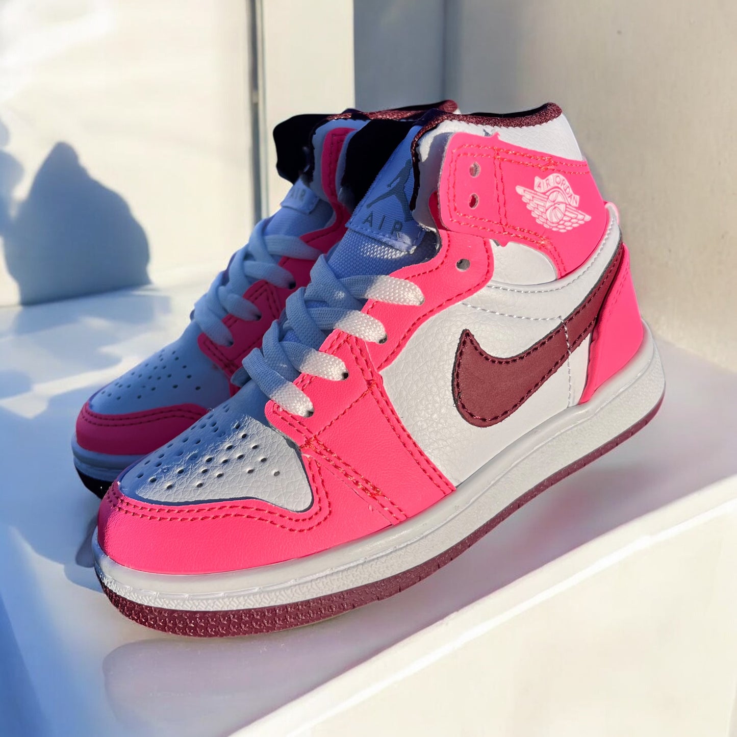 Jordan 1 Pink Glow