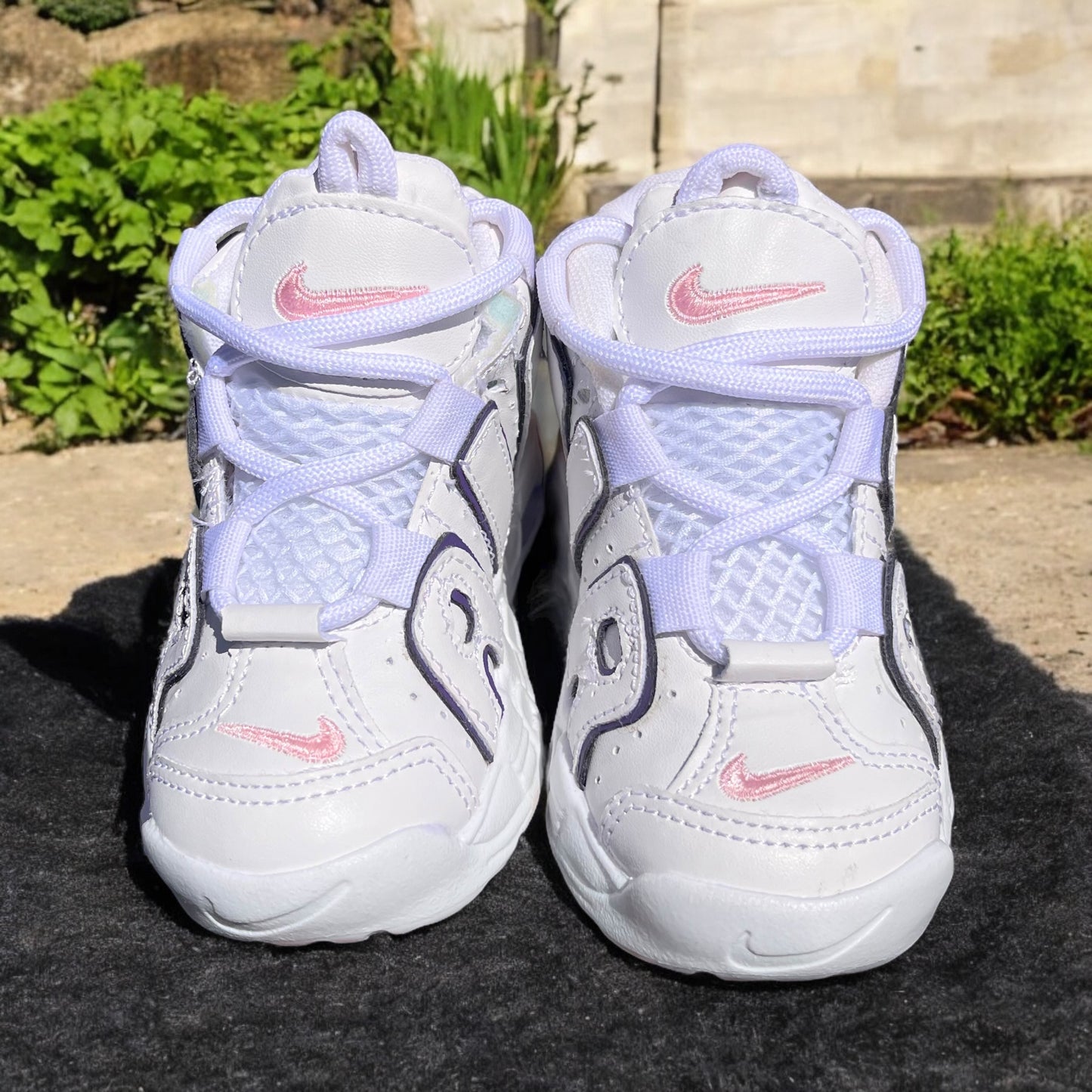 Nike Uptempo White Pink