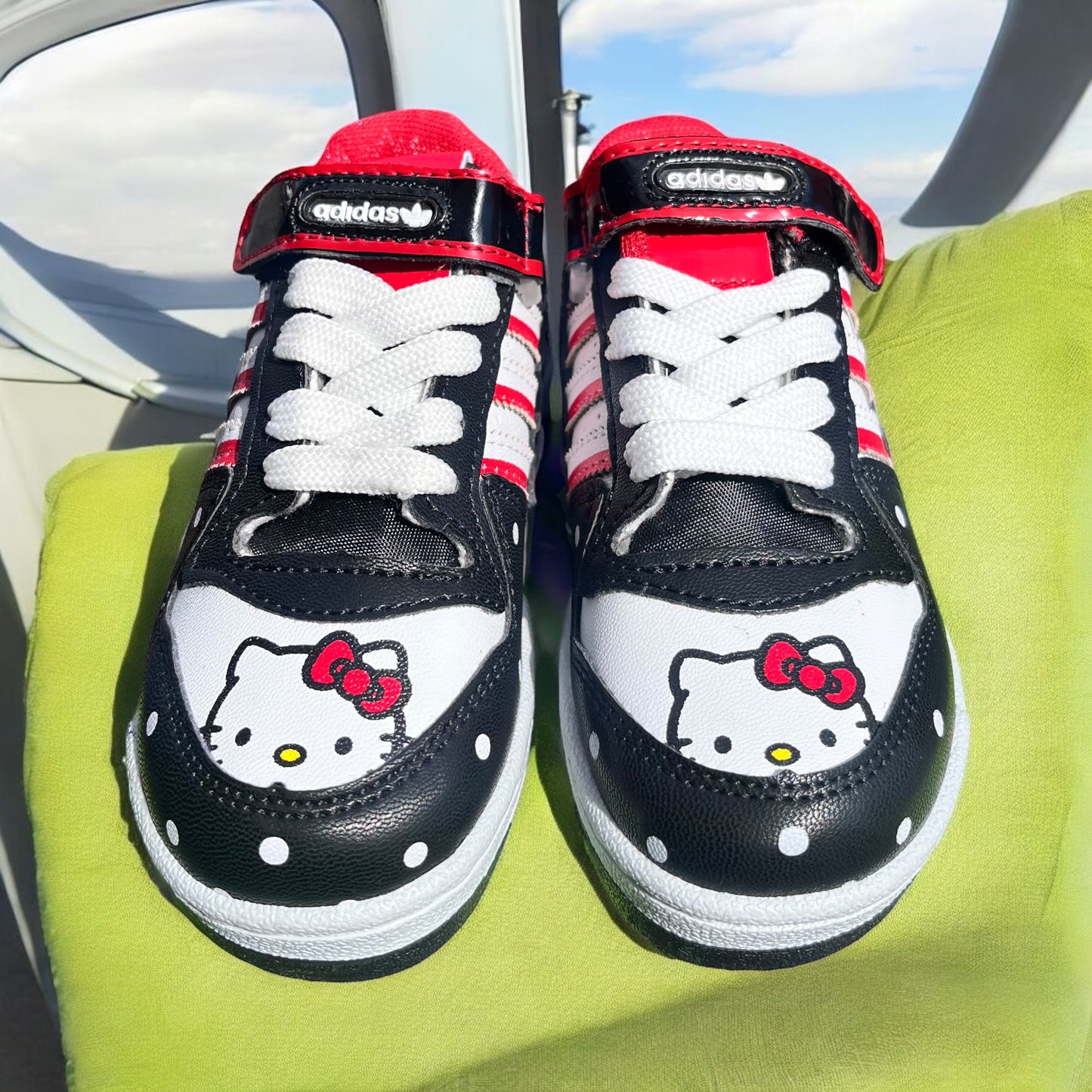 Adidas Forum Hello Kitty Edition